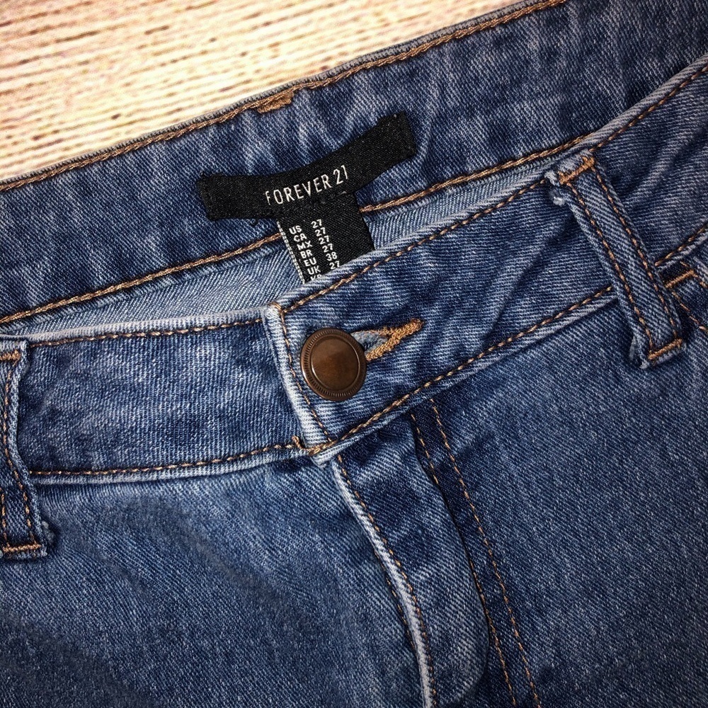 Forever 21 Skinny Jeans - Picture 3 of 8